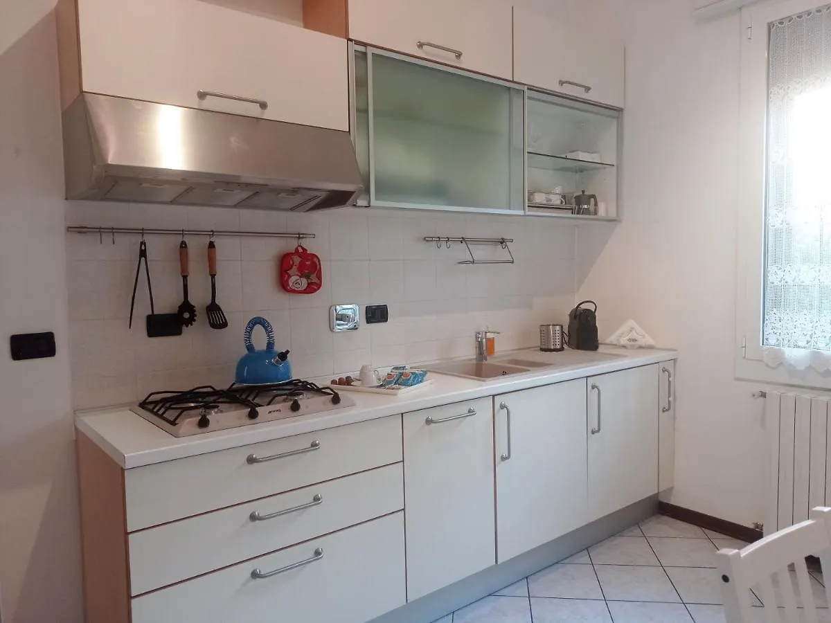 Calvart 11 Apartment Bologna 4+1 Guest Italia